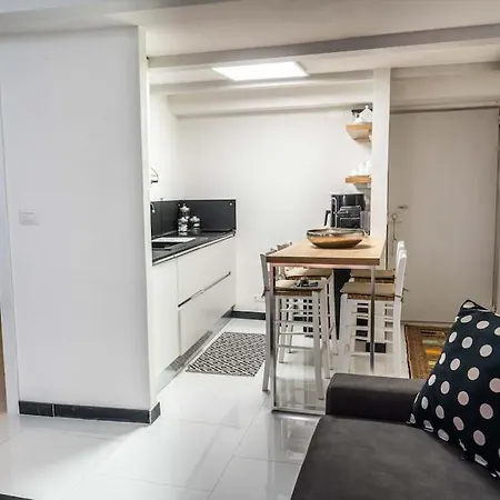 50 Metri Dal Mare-wifi-cucina Apartment